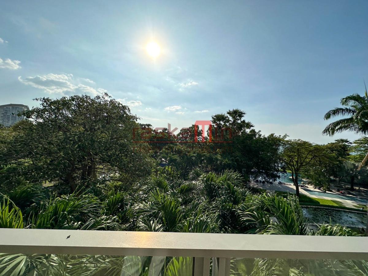  ขายคอนโดหรูติดทะเล – นอร์ทพอยท์ คอนโดมิเนียม  (โควต้าต่างชาติ) 