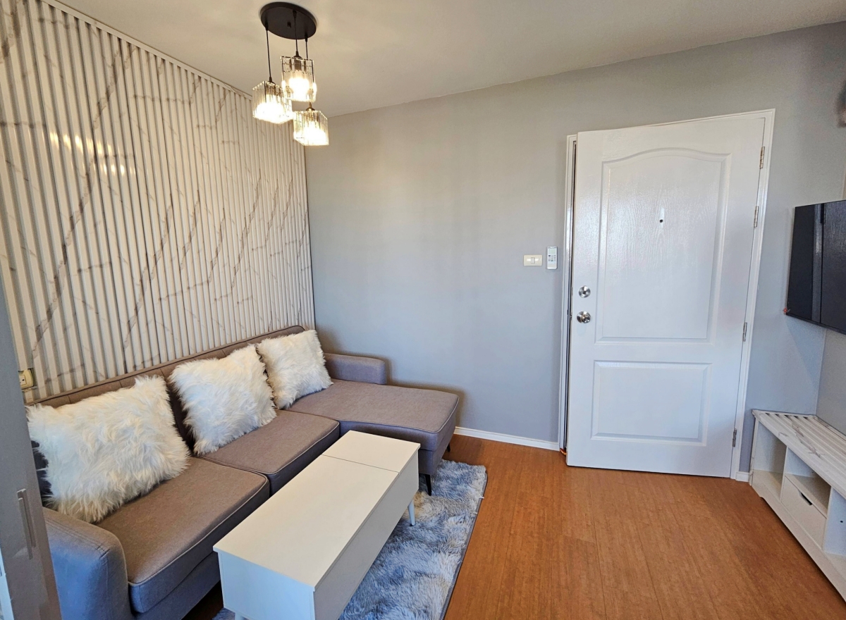 KT0114🏊ลุมพินี คอนโดทาวน์ พัทยาเหนือ-สุขุมวิท🌴1ห้องนอน 23ตรม ชั้น6 ตึกA พร้อมเฟอร์นิเจอร์