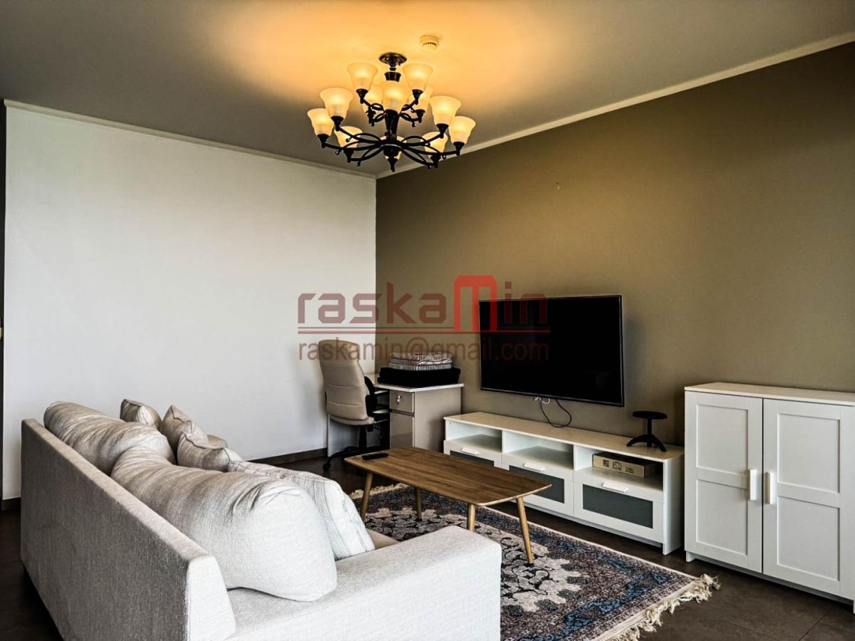 ซายร์ วงศ์อมาตย์– คอนโด 2 ห้องนอน ชั้นสูง 