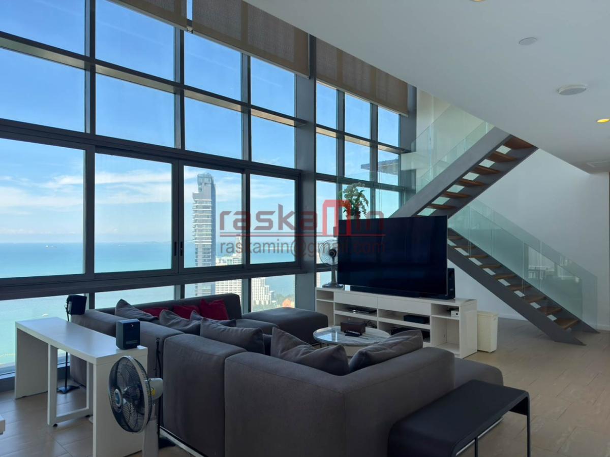 นอร์ทพ้อยท์ คอนโดมิเนียม – ยูนิตชั้นสูง 4 ห้องนอน พร้อมสระว่ายน้ำส่วนตัว