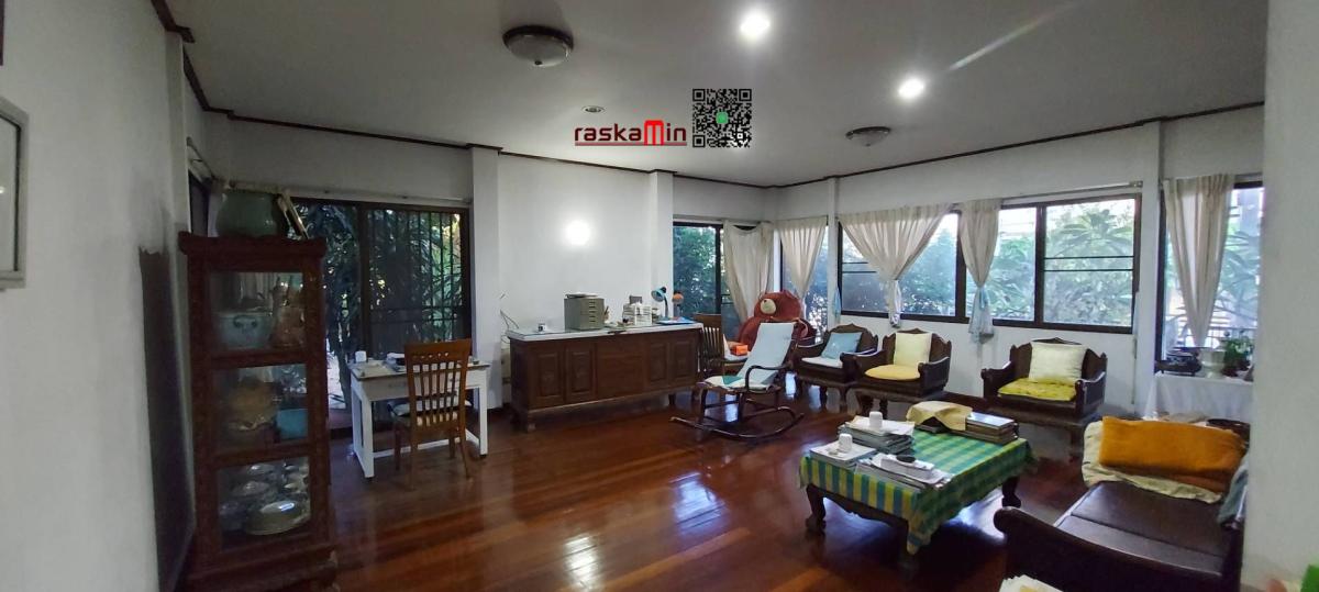 KT0502 ขายบ้านเดี่ยวพร้อมที่ดินผืนใหญ่ในซอยนาเกลือ ทำเลศักยภาพ ใกล้ทะเล ใกล้เมือง เหมาะทั้งอยู่อาศัยและลงทุน