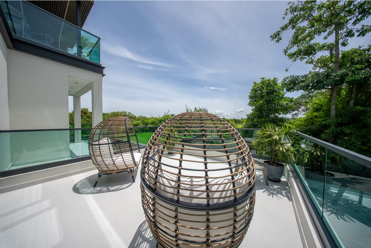 🏖️ NAGAWARI LUXURY POOL VILLA