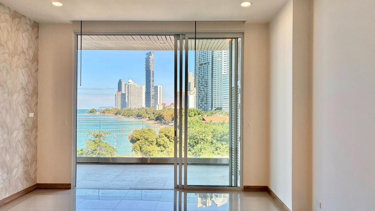 ขายคอนโด The Cove 2 ห้องนอน FQ