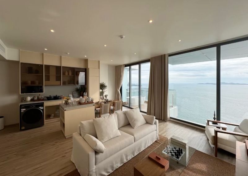 KT0258🦀AROM Wongamat🏖️2ห้องนอน 88.8ตรม ชั้น44🌊วิวทะเล🤵ลิฟท์ส่วนตัว