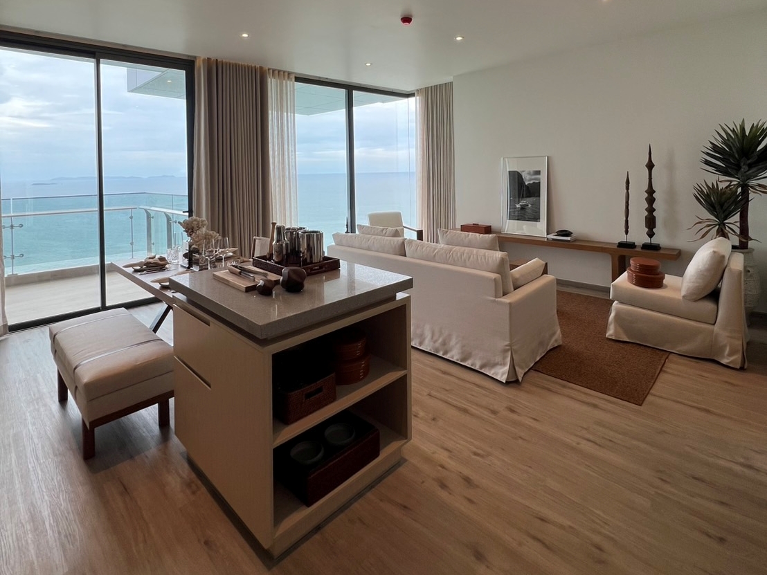 KT0258🦀AROM Wongamat🏖️2ห้องนอน 88.8ตรม ชั้น44🌊วิวทะเล🤵ลิฟท์ส่วนตัว