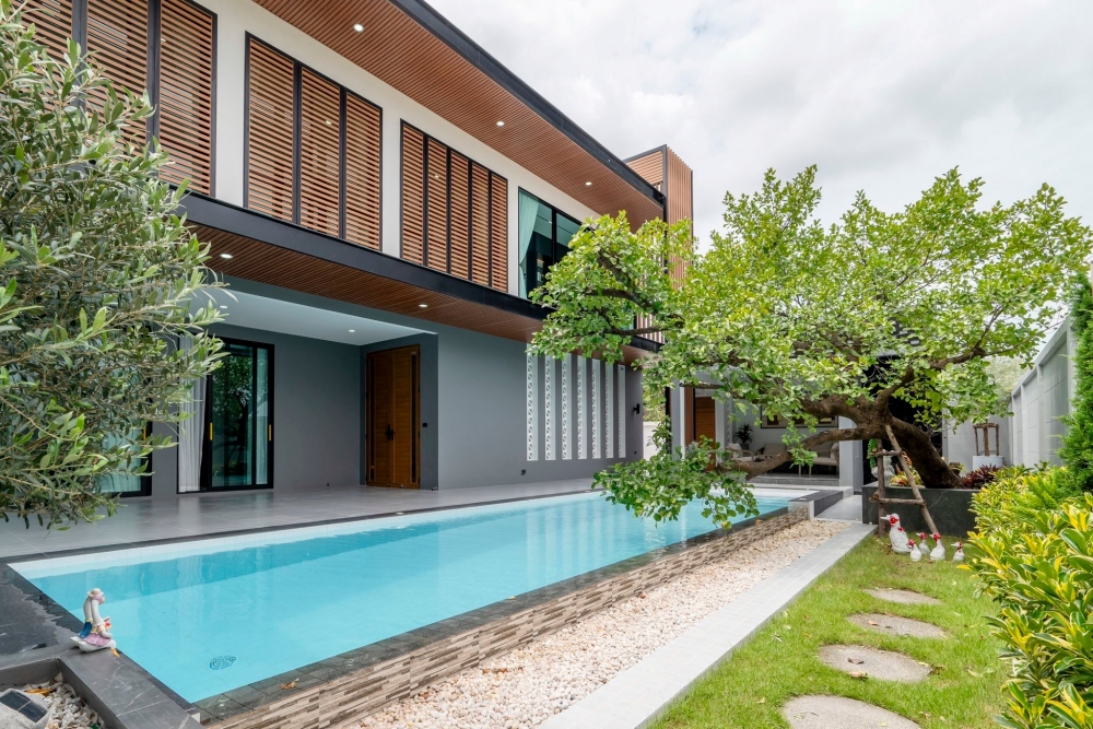 KT0342🏡พูลวิลล่ามาบประชัน Ultra Luxury 850ตรม 5ห้องนอนใหญ่🛋️พร้อมเฟอร์นิเจอร์🏊‍♂️สระว่ายน้ำ