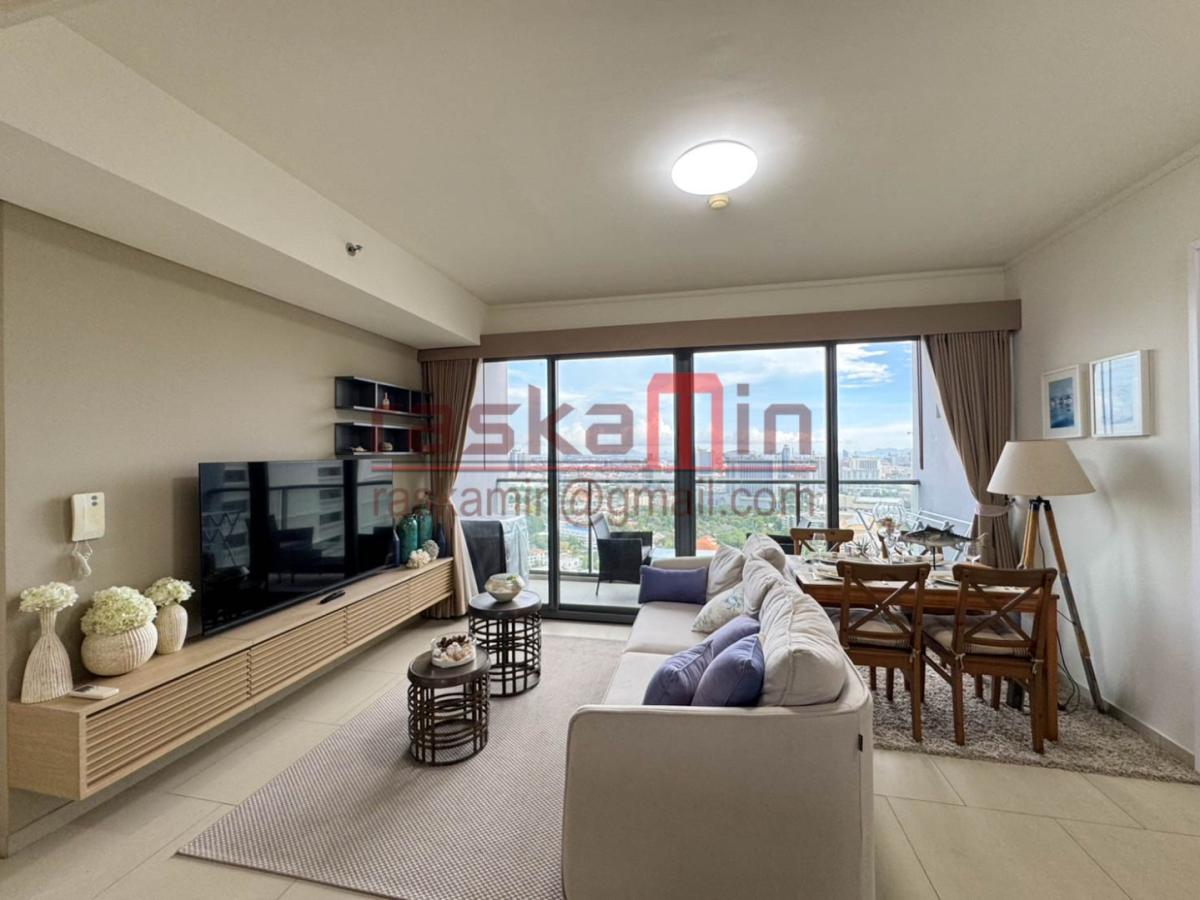 ให้เช่า | Zire Wongamat คอนโดหรู 2 ห้องนอน วิวเมือง ชั้นสูง