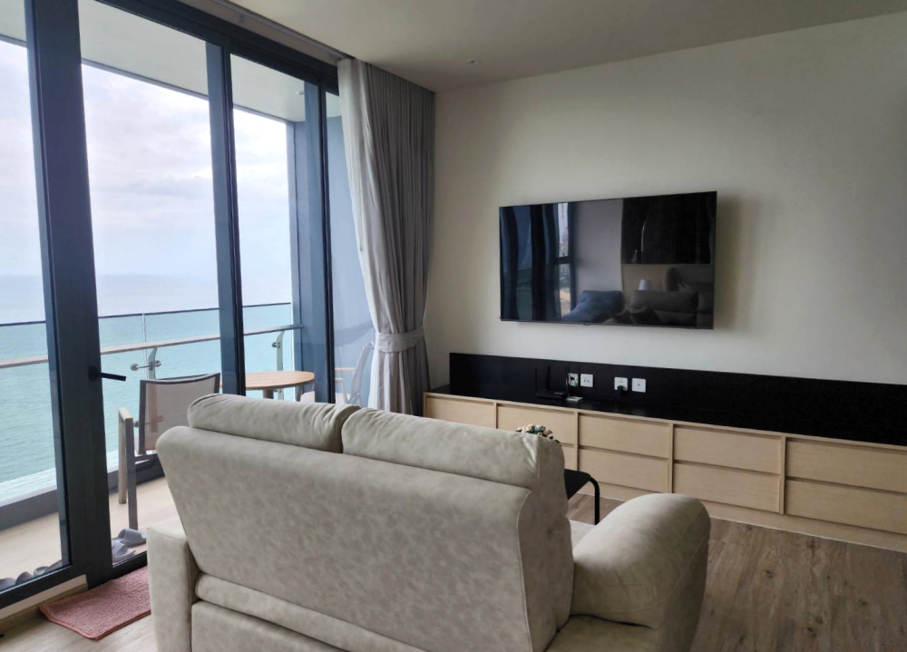 KT0363🦀AROM วงศ์อมาตย์🏖️1ห้องนอน 47.6ตรม ชั้น42🌊วิวทะเล พร้อมเฟอร์นิเจอร์