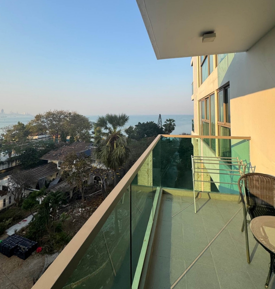 KT0370🌴Wong Amat Tower🏄‍♂️ห้องสตูดิโอ 42ตรม ชั้น6🏖️วิวทะเล พร้อมเฟอร์นิเจอร์