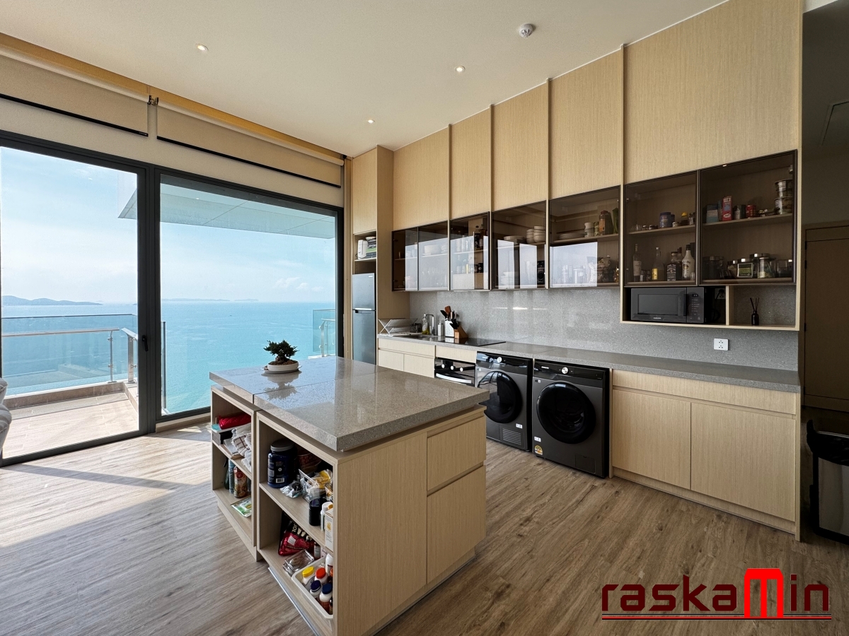 KT0027🦀AROM อารมณ์ วงศ์อมาตย์🏖️3ห้องนอน 155ตรม ชั้น46 พร้อมเฟอร์นิเจอร์