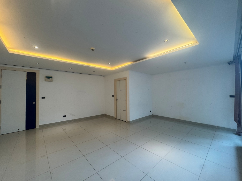 KT0014🏬ร้านค้า The Blue Residence สุขุมวิทพัทยา87 33.5ตรม แถมแอร์ 1เครื่อง