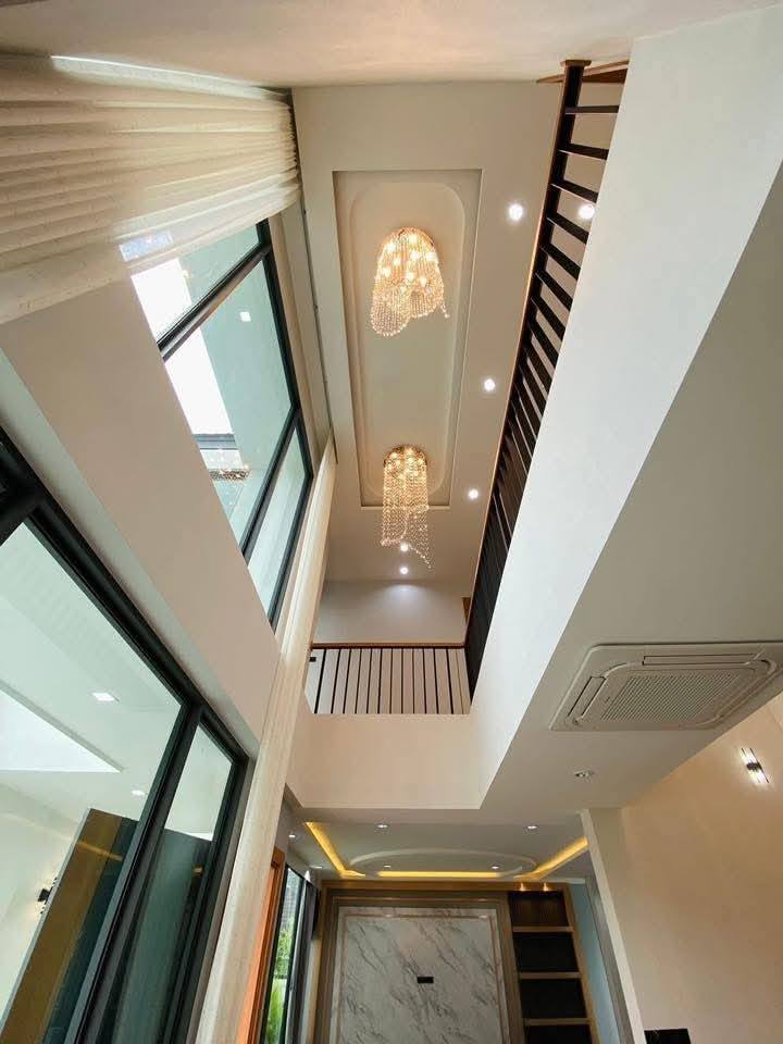 KT0409🏡บ้านพูลวิลล่าใหม่พรประภานิมิต26 ใกล้อ่างน้ำมาบประชัน ที่ดิน 80ตรว 3นอน 4น้ำ🎁พร้อมเฟอร์นิเจอร์ใหม่🏊สระว่ายน้ำ