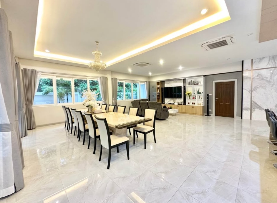 KT0413🚵Pool Villa ห้วยใหญ่ 6ห้องนอน ที่ดิน 215ตรว บ้าน 350ตรม🏊พร้อมสระว่ายน้ำ🌷สวน🪑เฟอร์นิเจอร์ ใกล้Motorway7