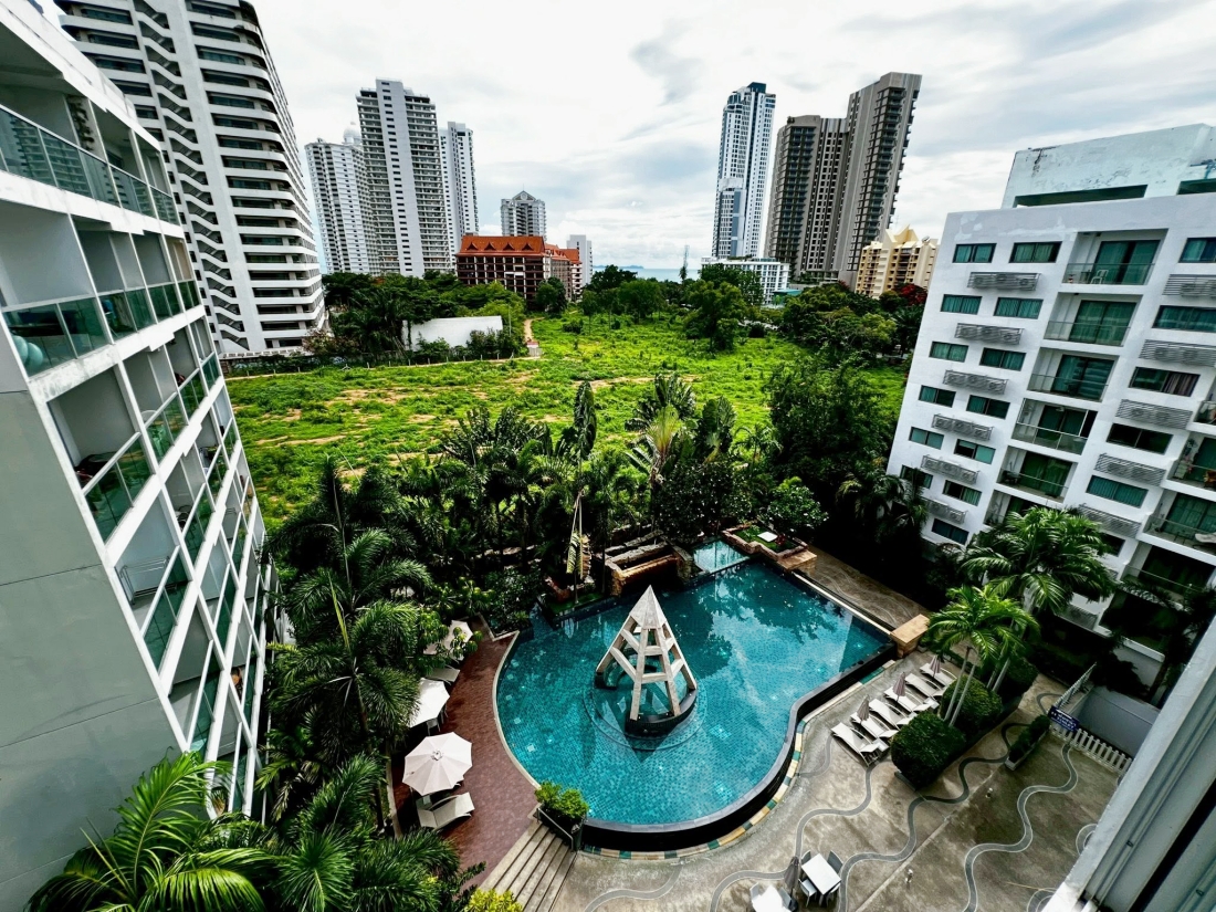 KT8704🏖️Club Royal Wongamat🌴สตูดิโอ 35 ตรม ชั้น 7🏊‍♀️วิวสระว่ายน้ำ