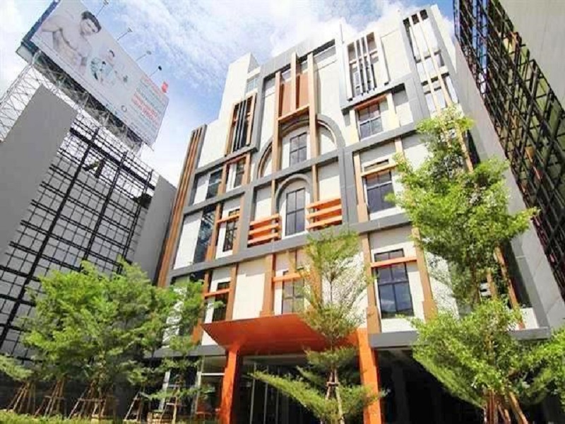 สกายแลนด์-คอนโดมิเนียม