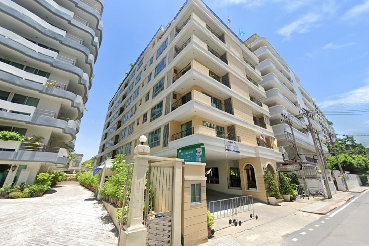 ชนารัตน์-เพลส