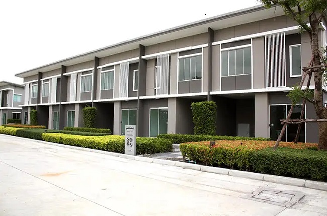 Pruksa-Ville-93-Nakornin-Ratchapruek