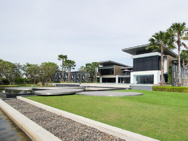 Mantana-Srinakarin-Romklao