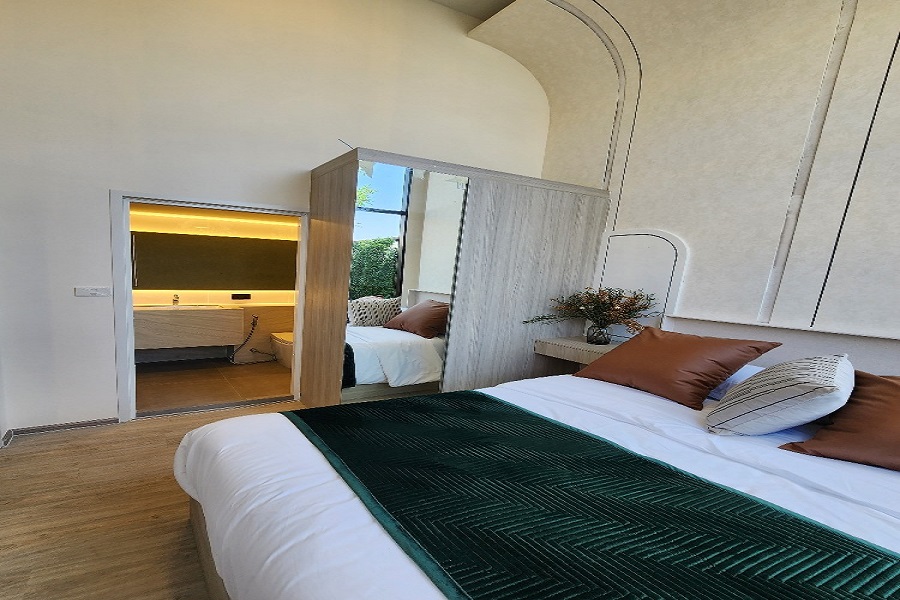 คอน-โด-ออ-ริ-จิ้น-เพลย์-ศรี-ลา-ซาล-ส-เต-ชั่น