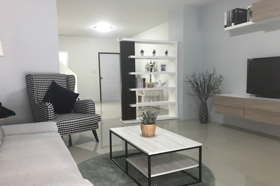 Golden-Town-Wanghin-Taeng-On